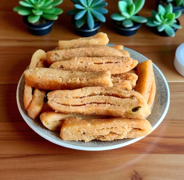 सूजी निमकी (Fry) - Image 2